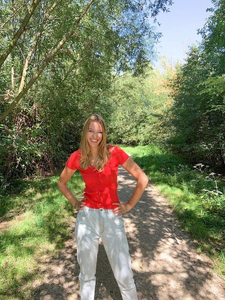 looks met items van NA-KD