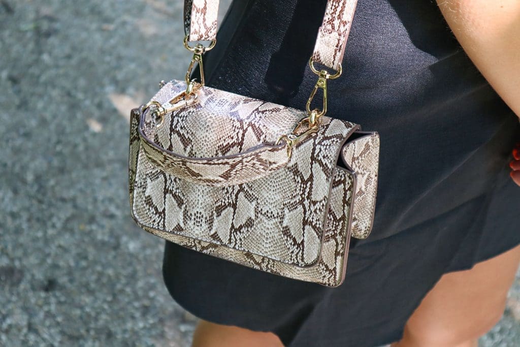 looks met items van NA-KD