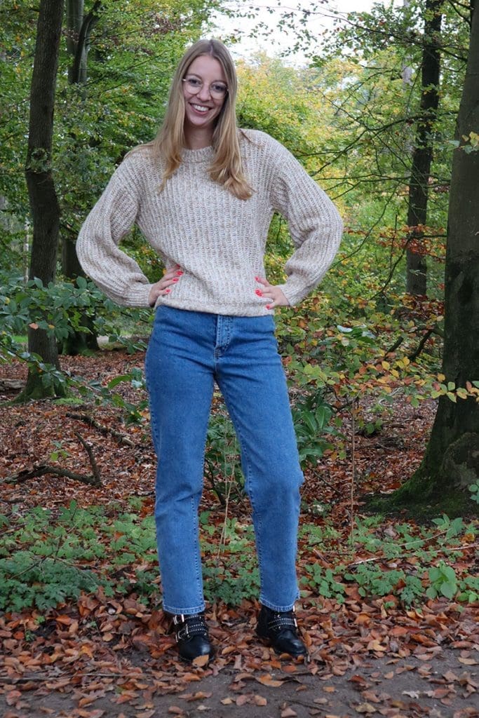 sweater & jeans looks