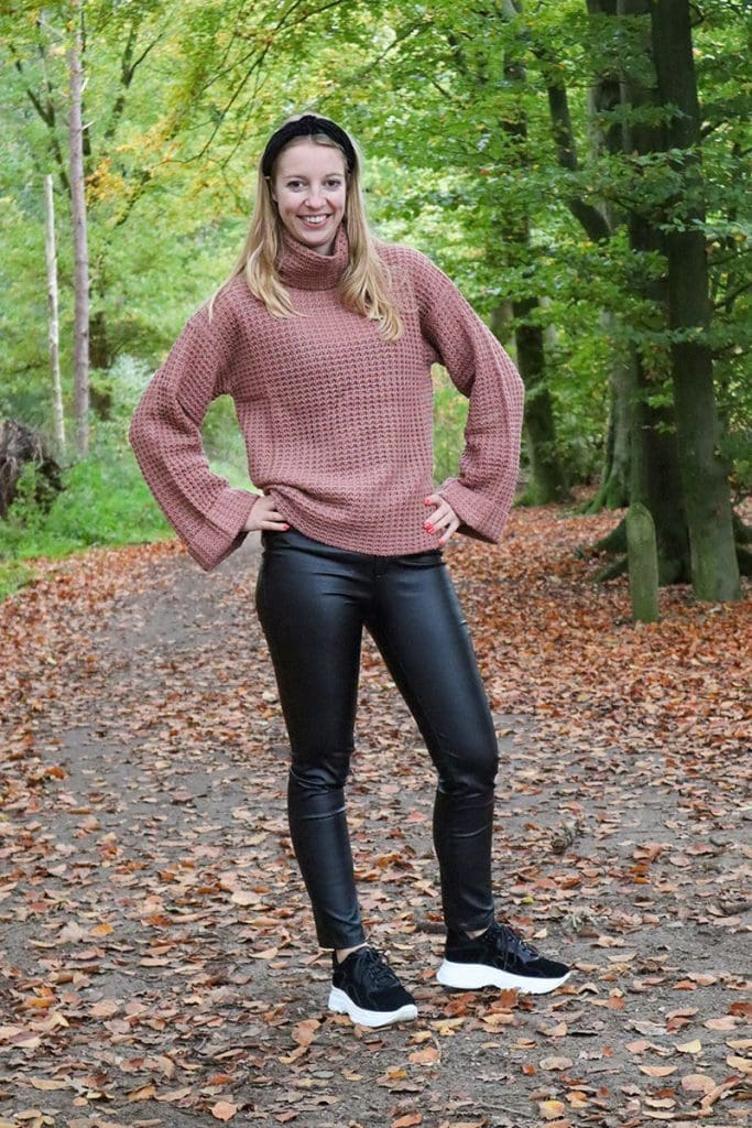 sweater & jeans looks