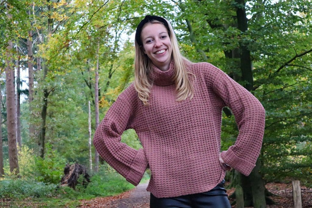 sweater & jeans looks