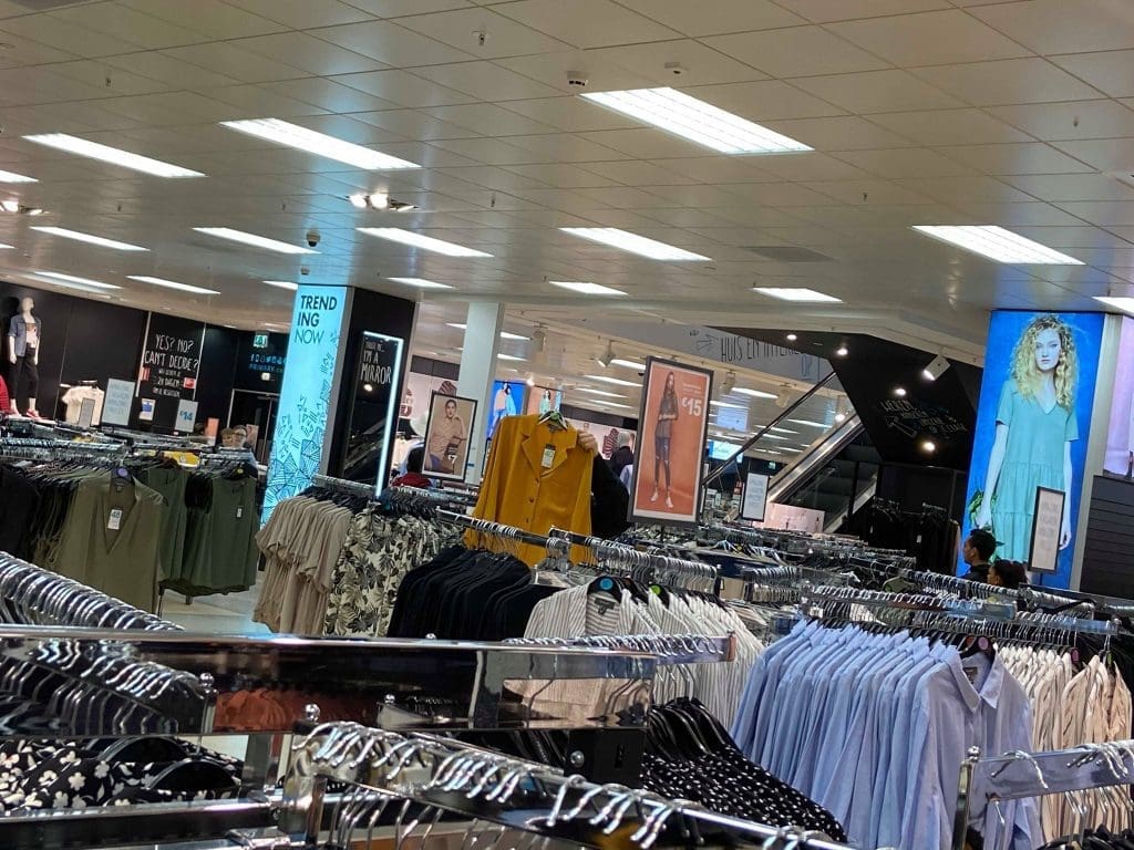 winkelen met vriendinnen in de Primark