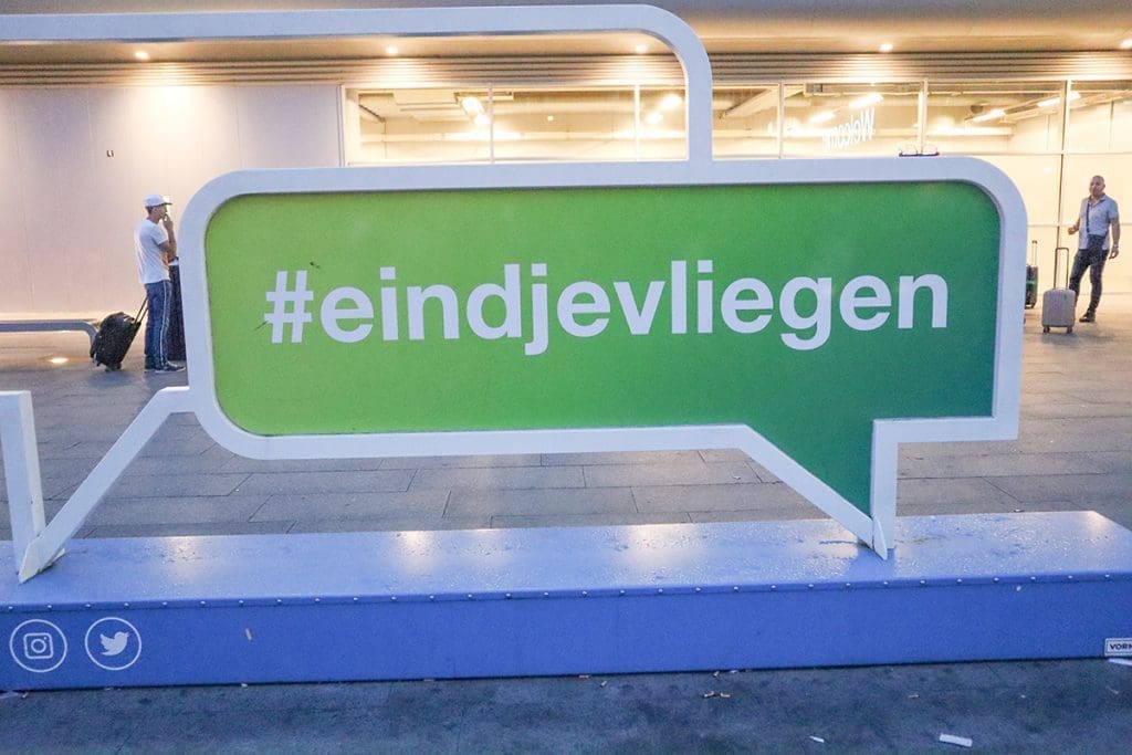 parkeren bij het vliegveld