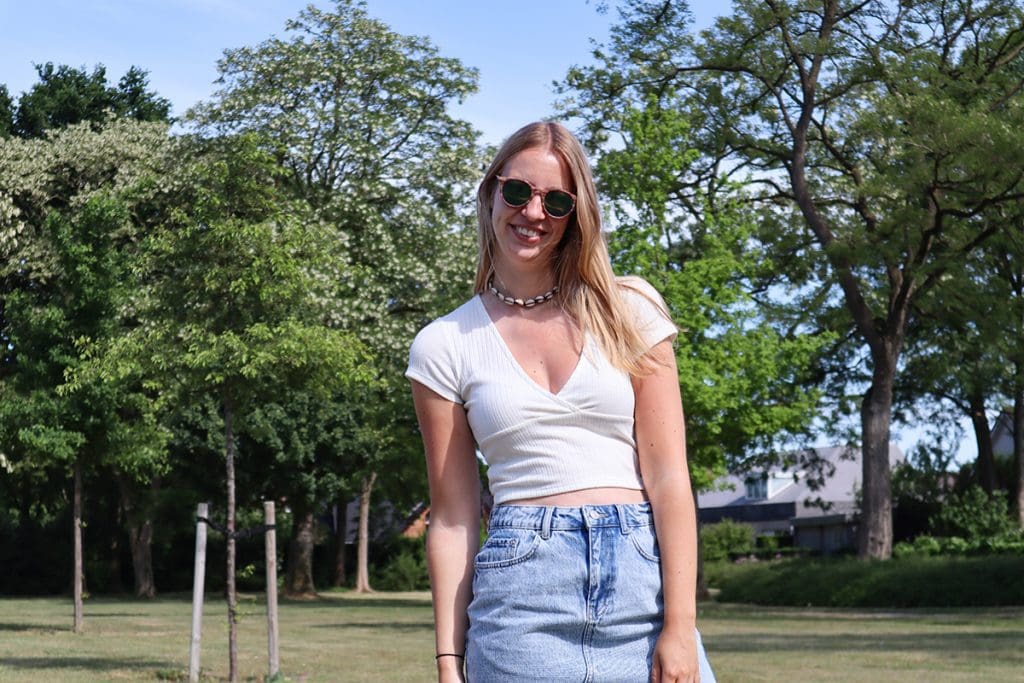 zomerse looks met items van NA-KD