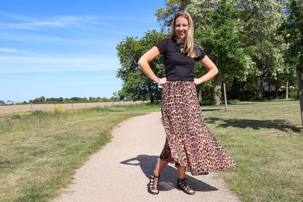 zomerse looks met items van NA-KD