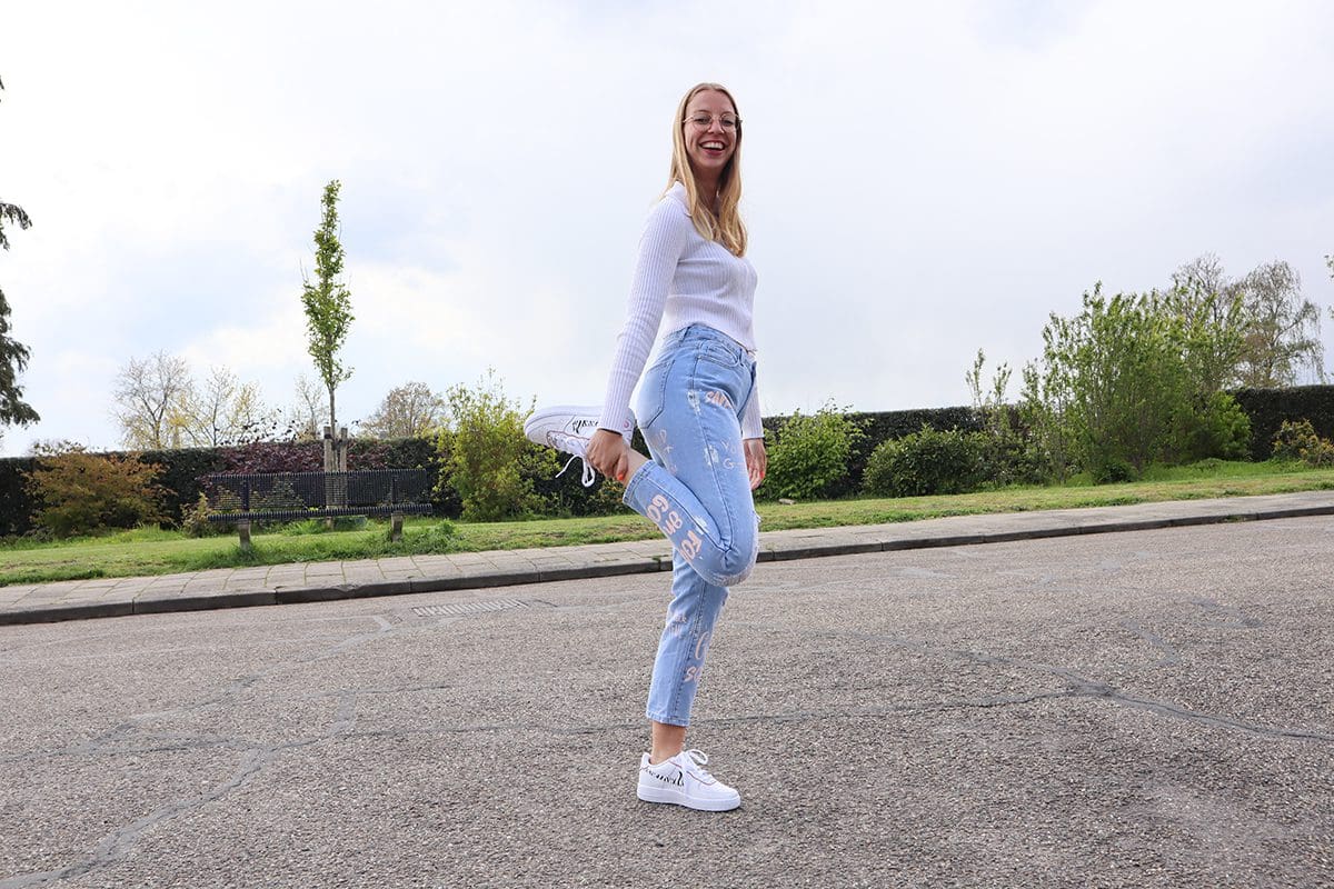 Girls-Things sneakers