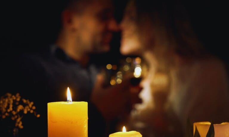 Creatieve manieren om een date night thuis te organiseren